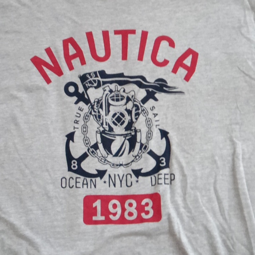 Nautica grey T-shirt
